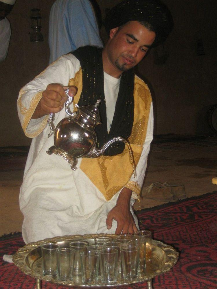 Les Pyramides Hotel Merzouga Exteriör bild