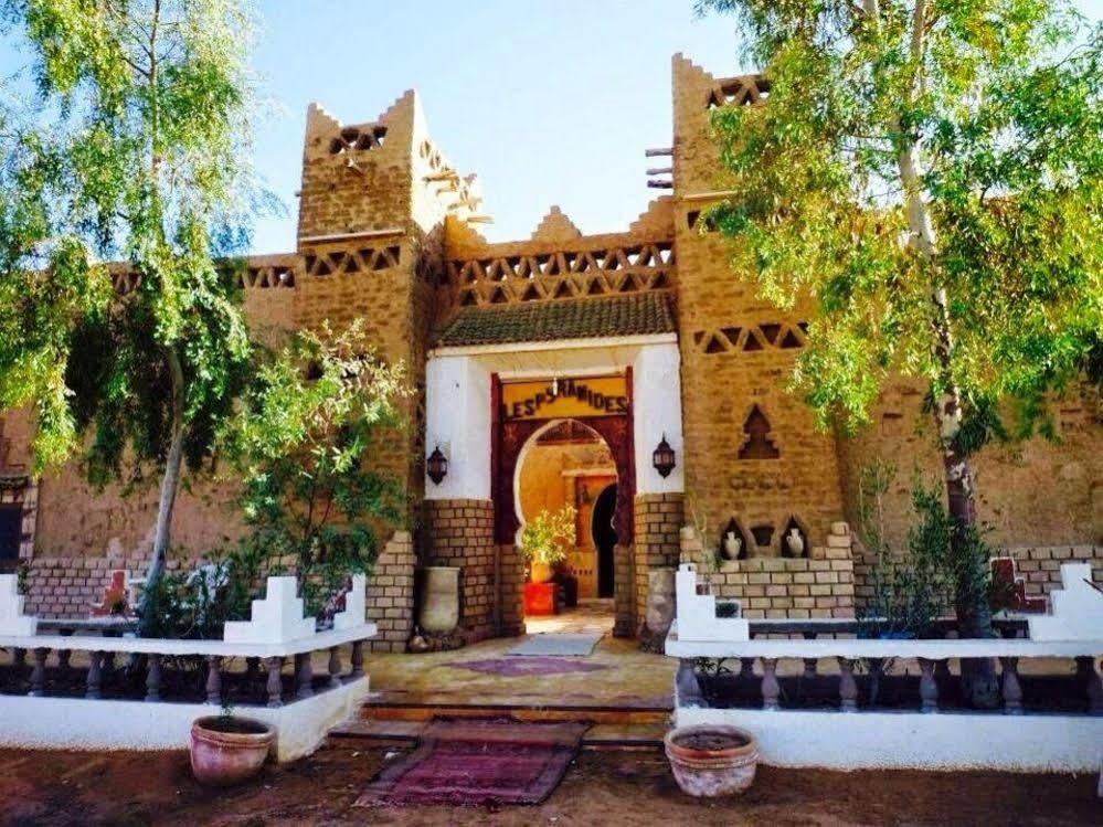 Les Pyramides Hotel Merzouga Exteriör bild
